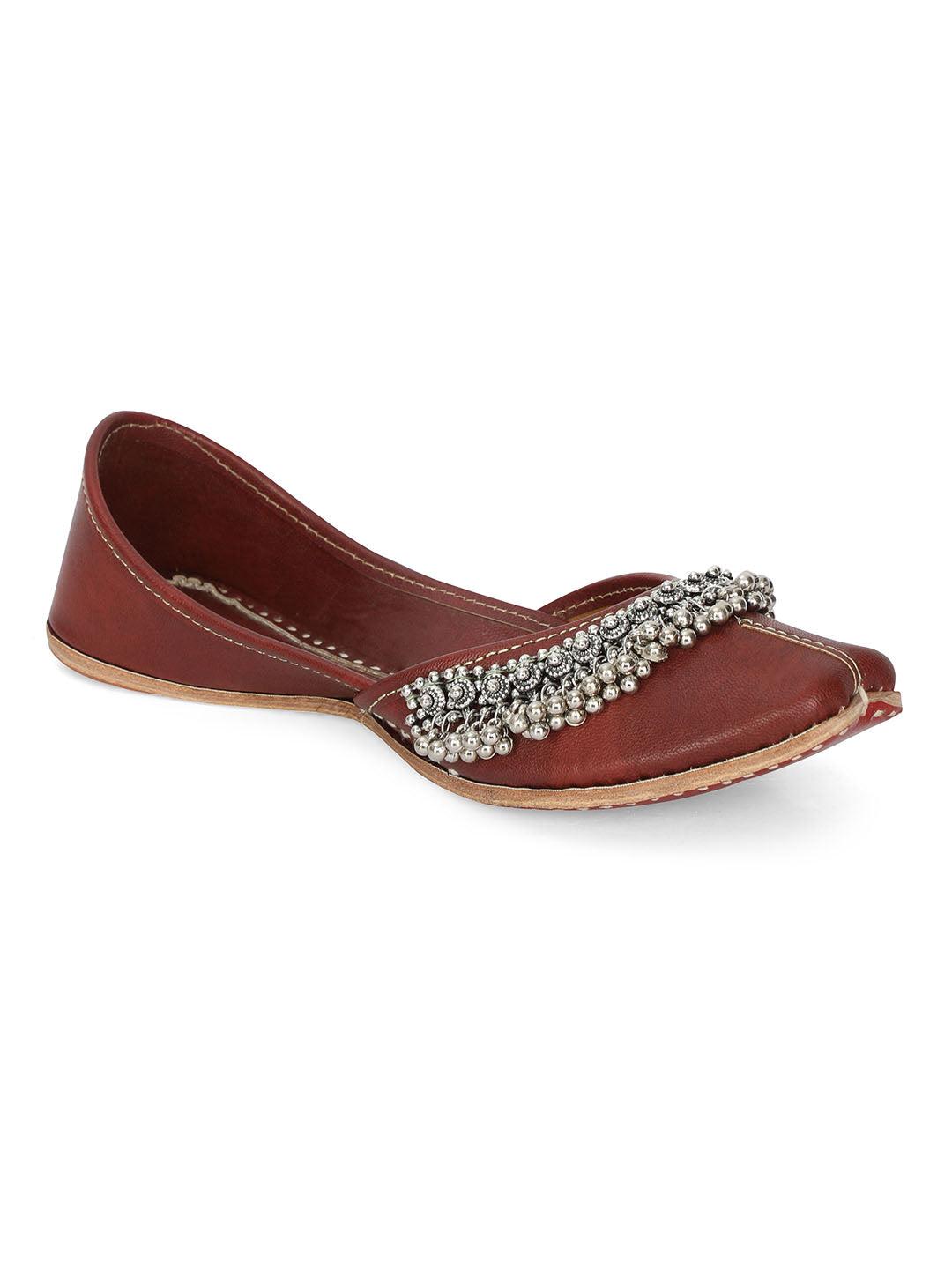 Ghunghroo Embellished Leather Mojaris