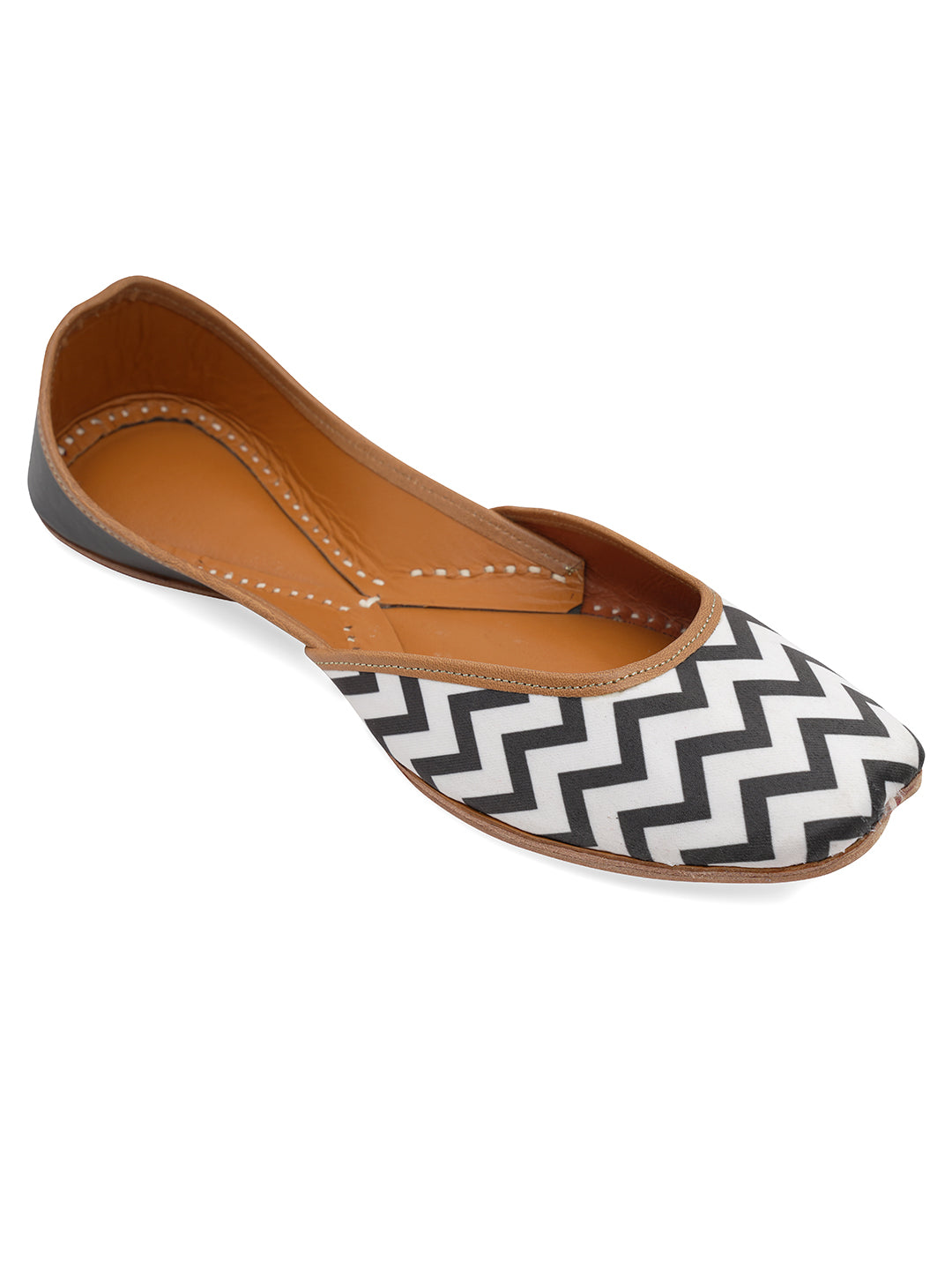 NR By Nidhi Rathi Women embroidered Mojaris- Black